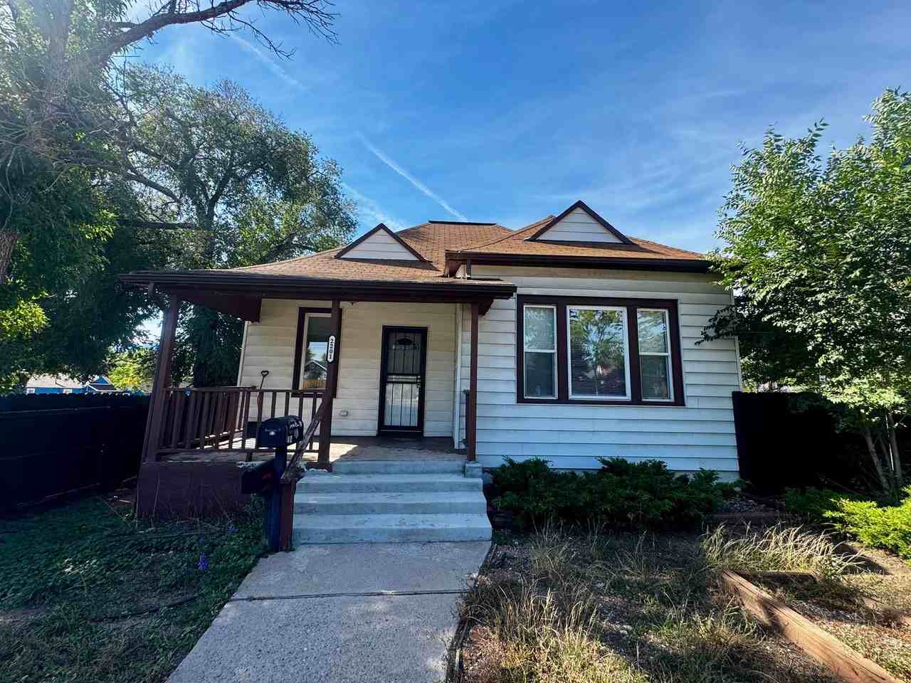 2201 W Colorado Ave - Photo 4 of 50