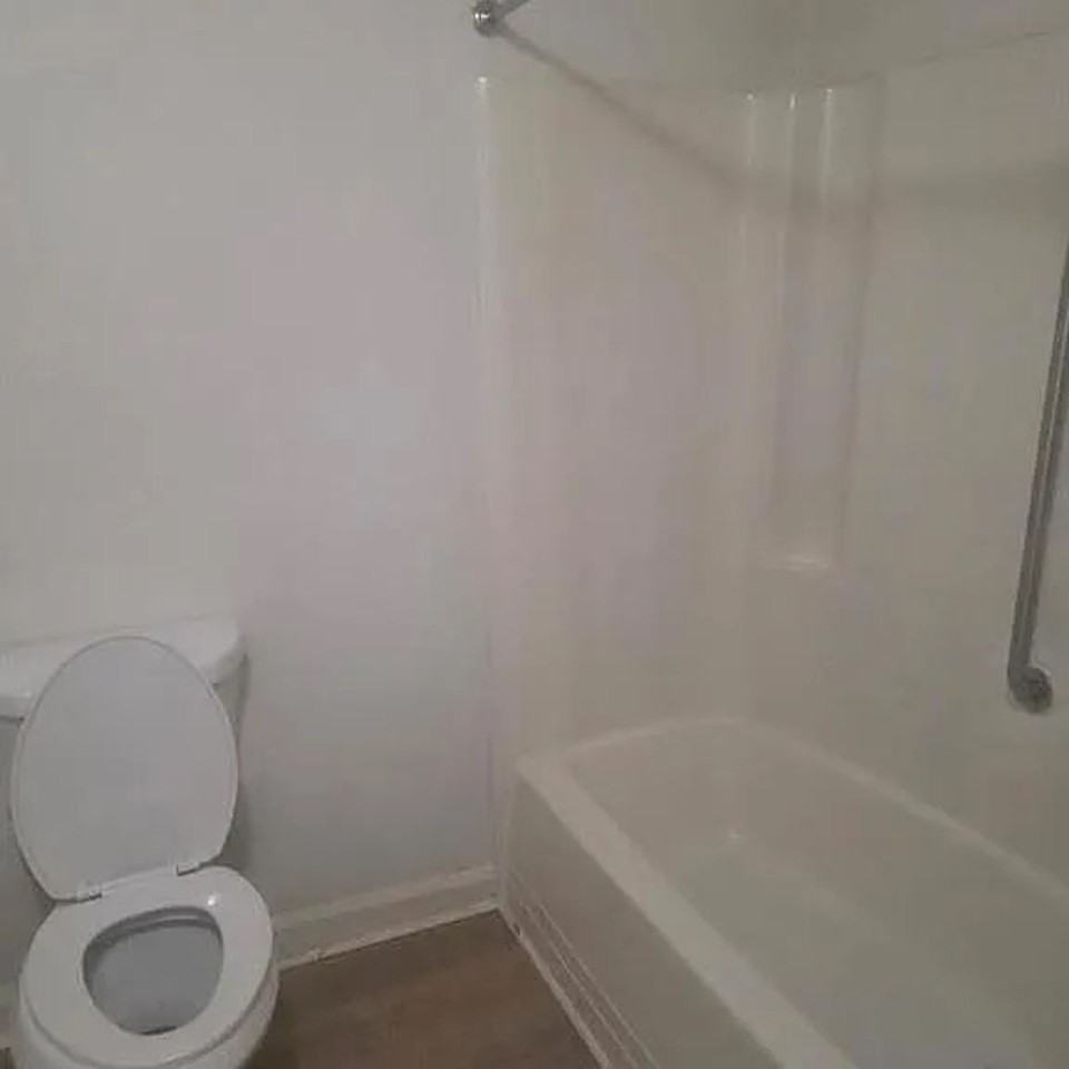 Cozy & Convenient 1 - Photo 5 of 8