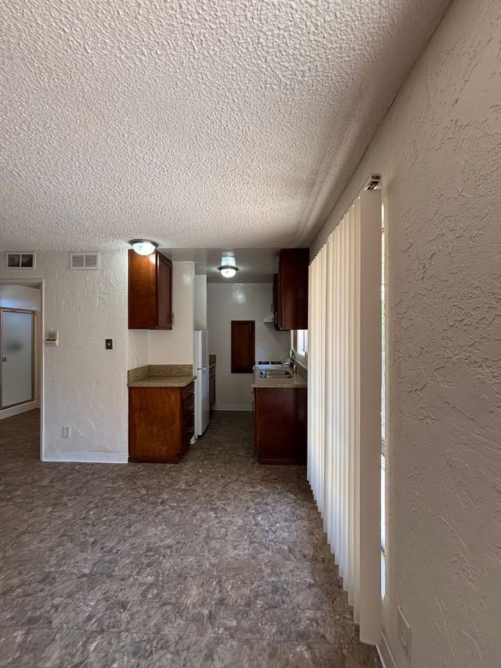 1-BEDROOM in TORRANCE  | ALL UTILITIES INCLUDED | ONLY $950 DEPOSIT! - Photo 7 of 50