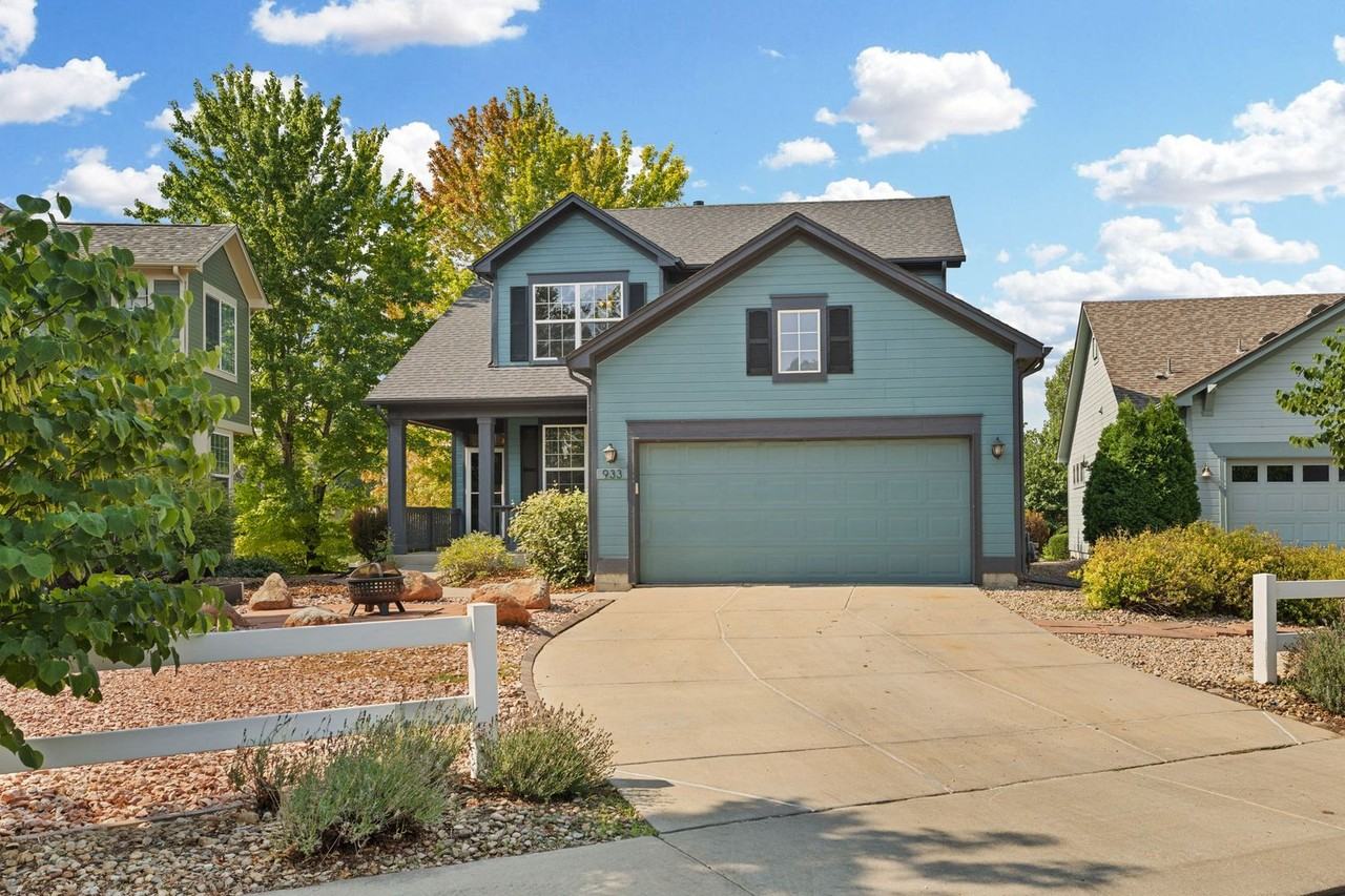 933 Ninebark Ln - Photo 2 of 50