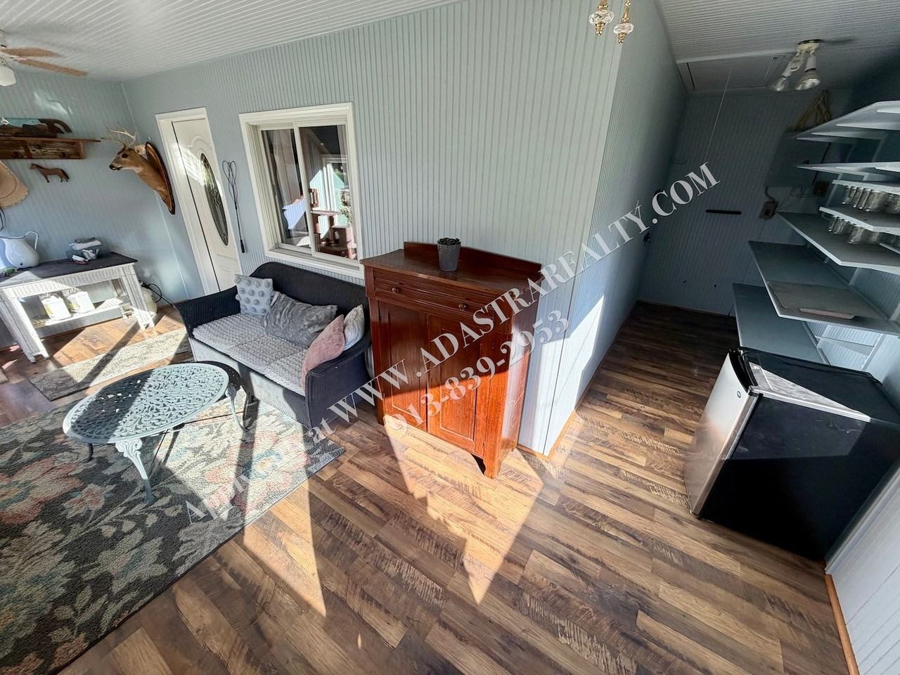 204 E Nichols St - Photo 7 of 32