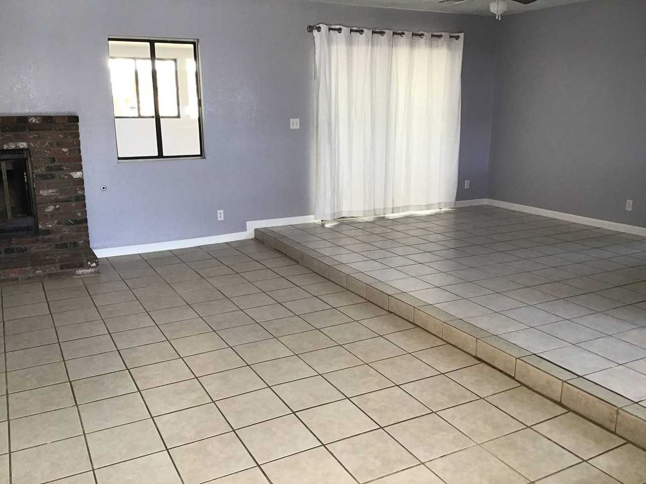 3101 Glendower St - Photo 3 of 12