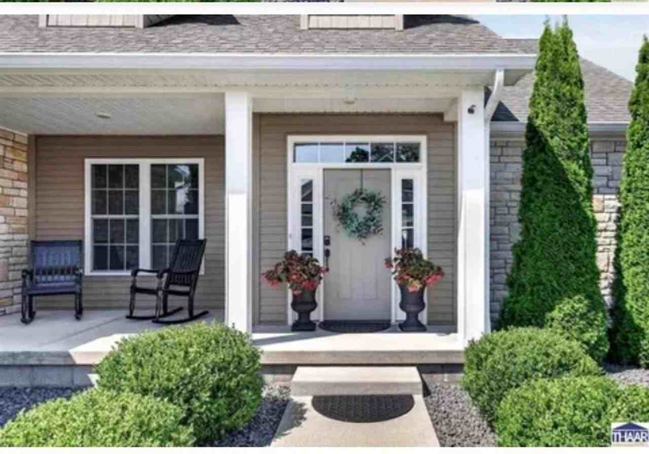 123 Mayflower Dr - Photo 3 of 31