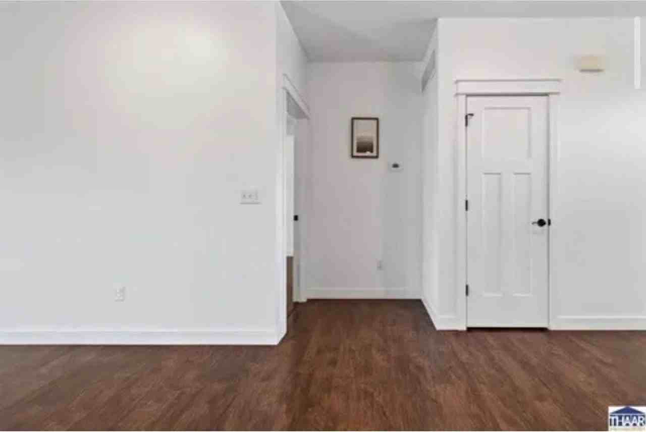 123 Mayflower Dr - Photo 7 of 31