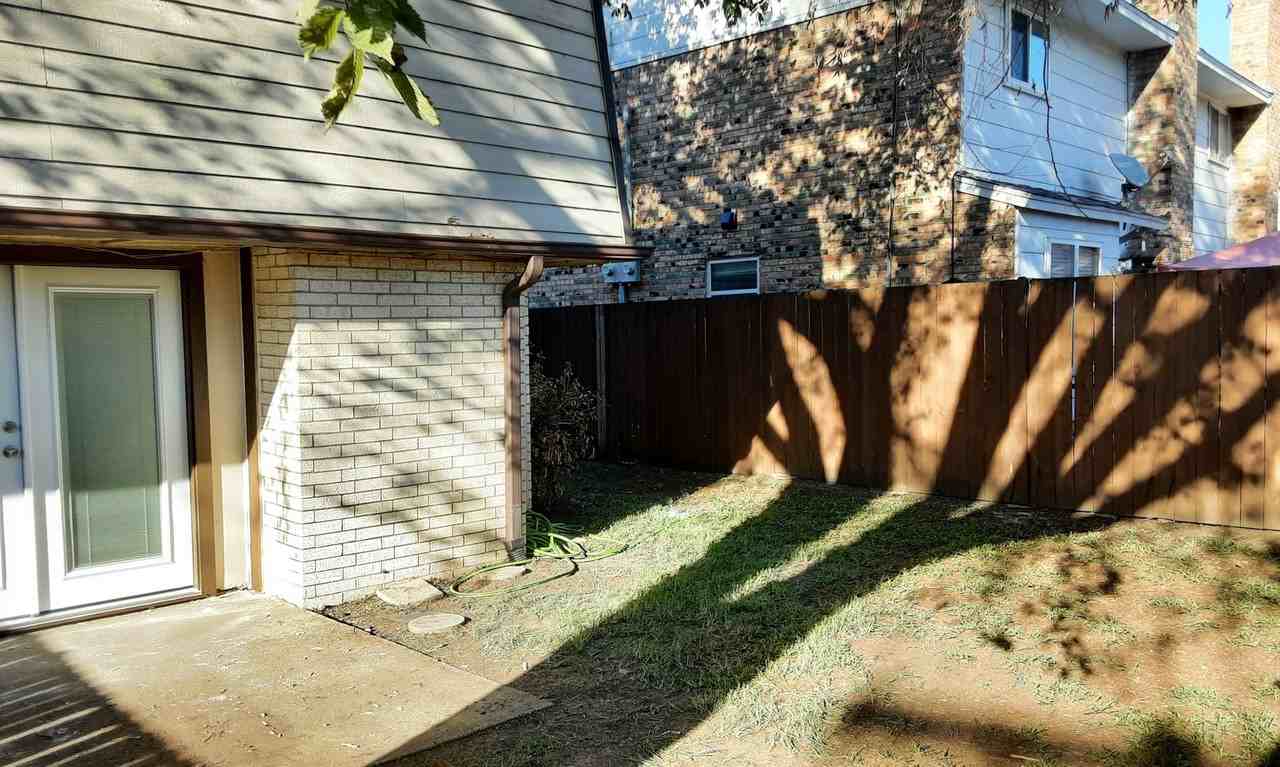 2704 Golfing Green Dr - Photo 4 of 25