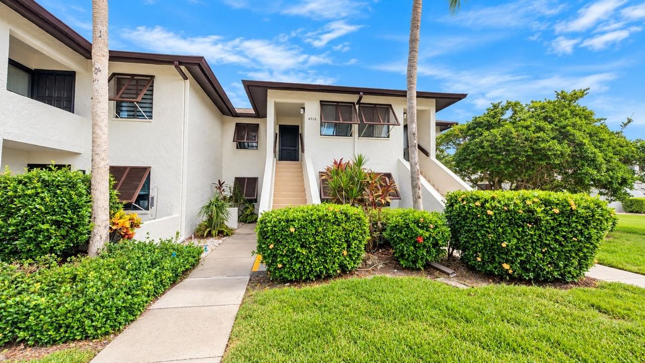 4519 Longwater Chase #10
