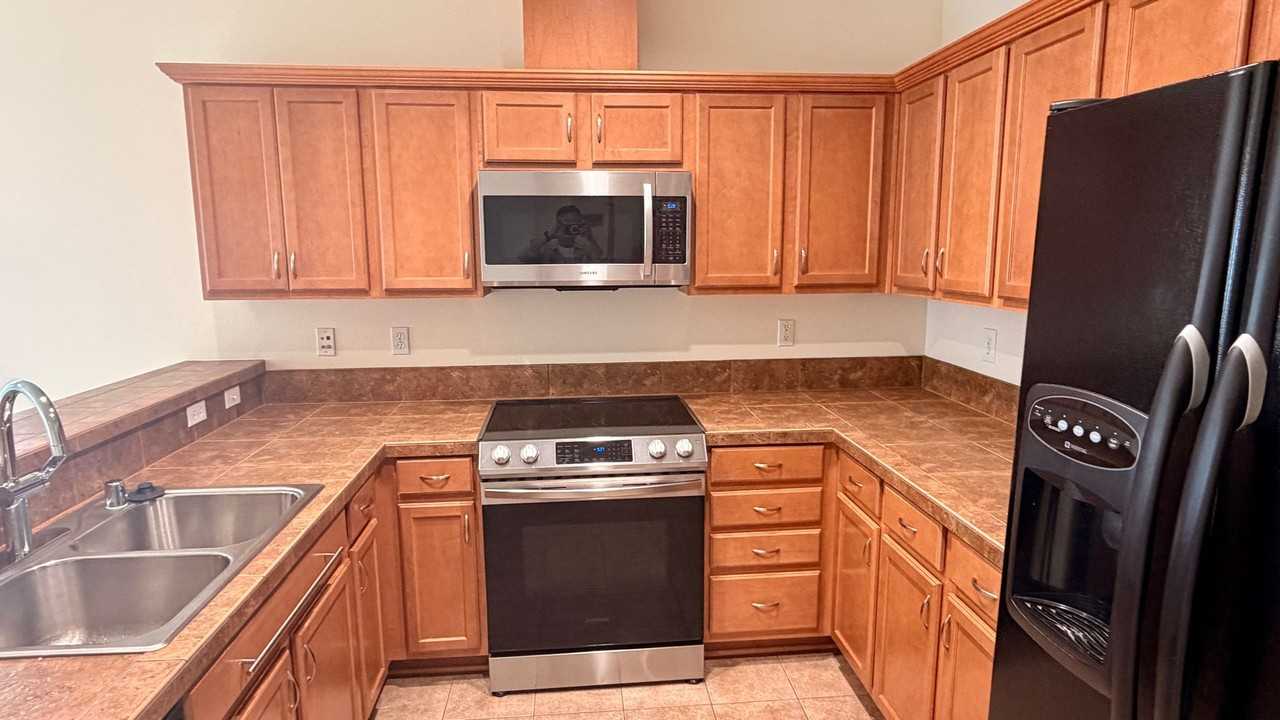 973 Ne Ingram St #A303 - Photo 5 of 16
