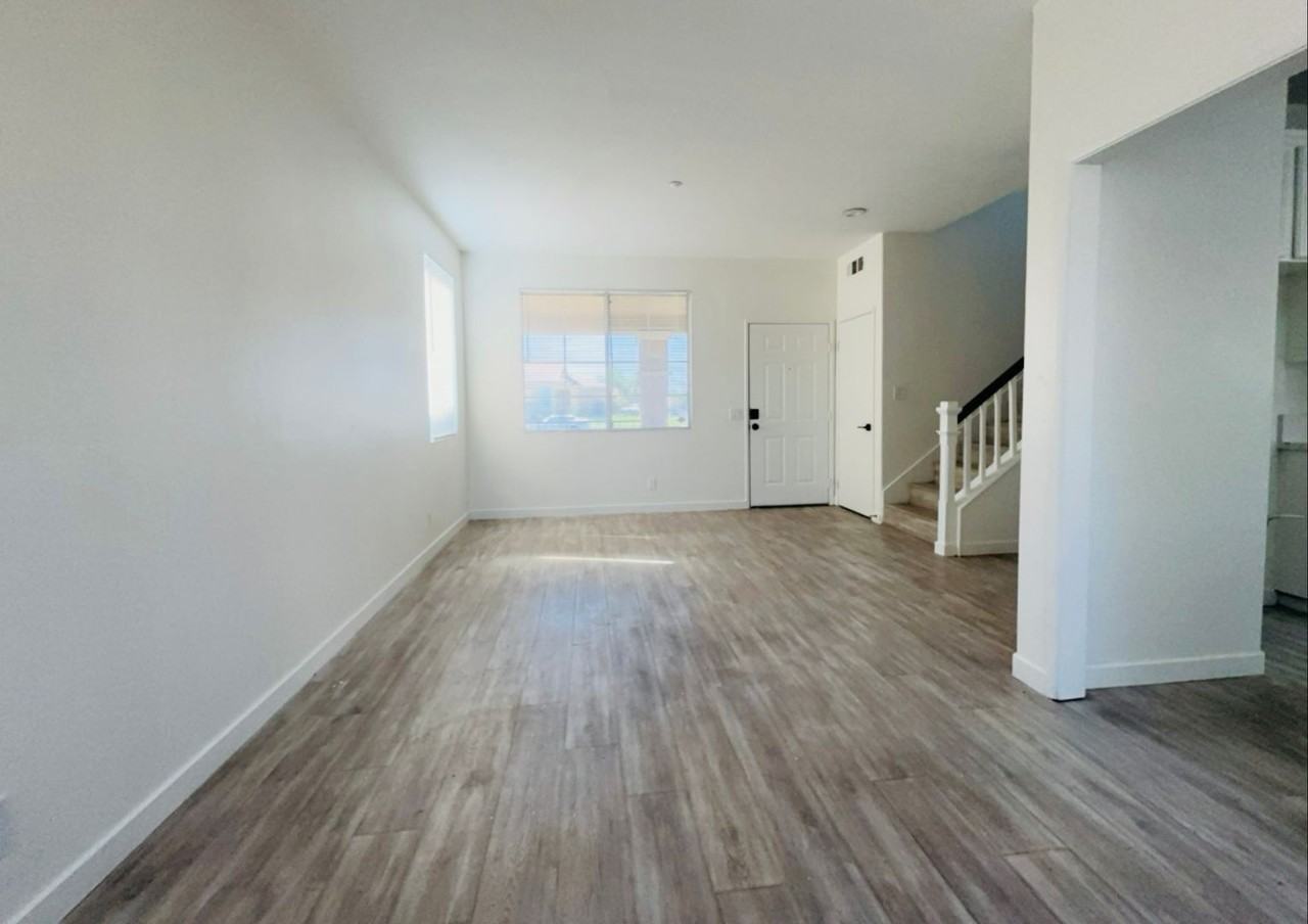 6531 Cessna Ave - Photo 4 of 16
