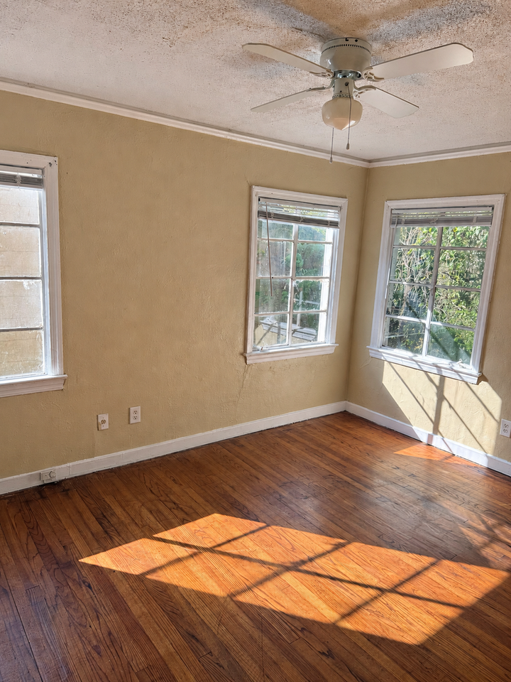 782 Launcelot Rd - Photo 3 of 9