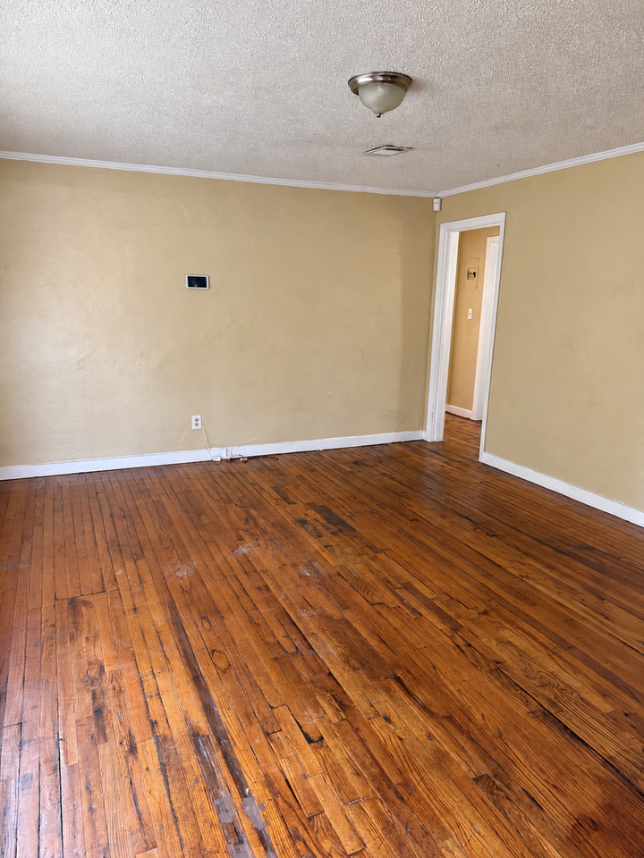 782 Launcelot Rd - Photo 7 of 9