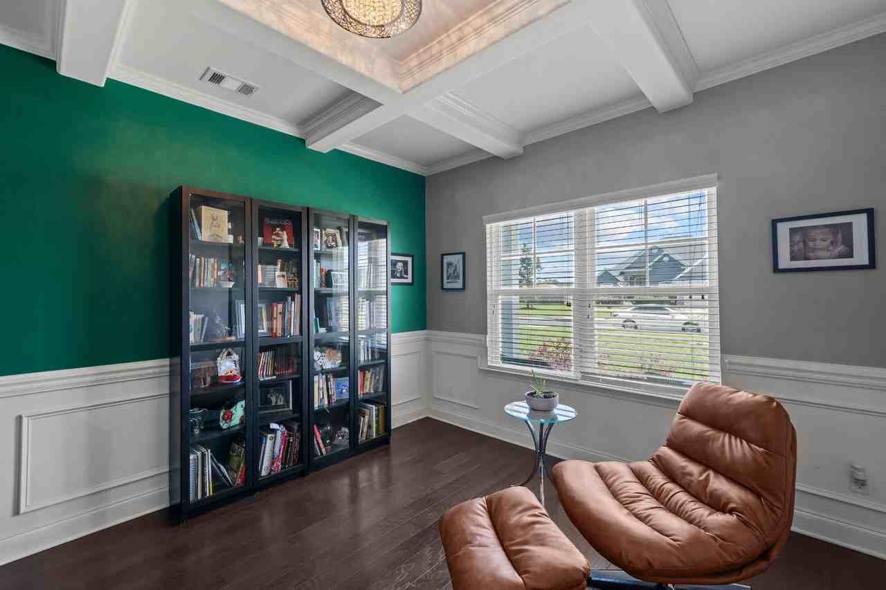 112 Altamonte Dr - Photo 6 of 50