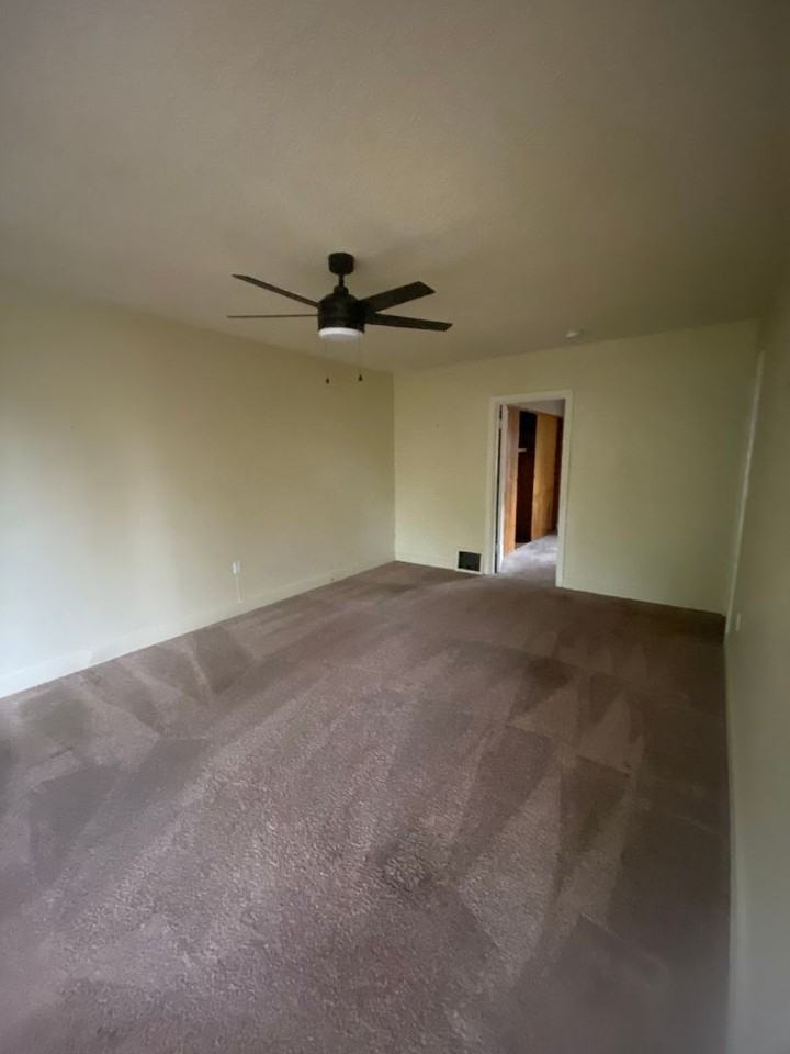 702 N 117th St - Photo 6 of 13