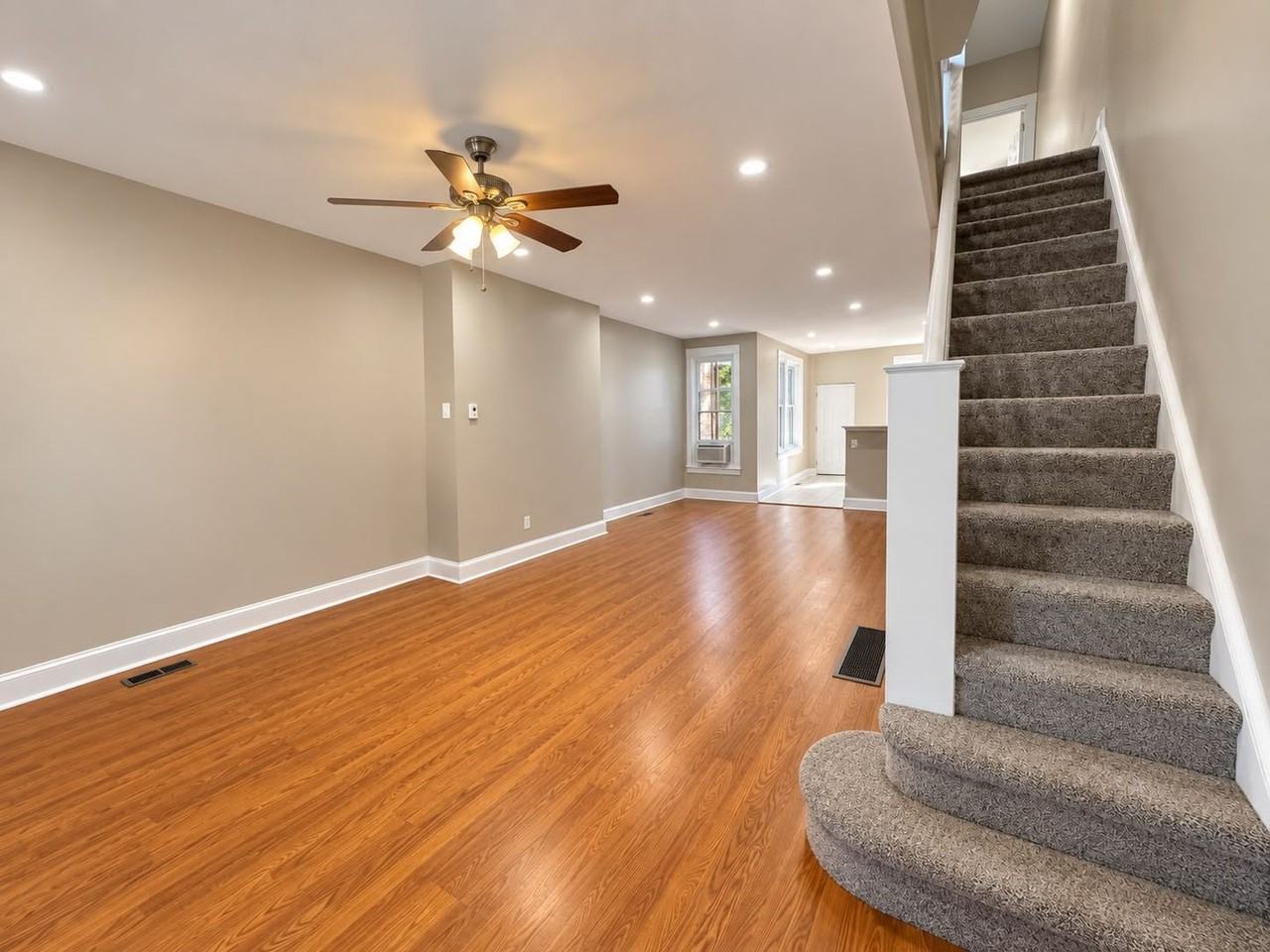 6563 N Lambert St - Photo 3 of 16
