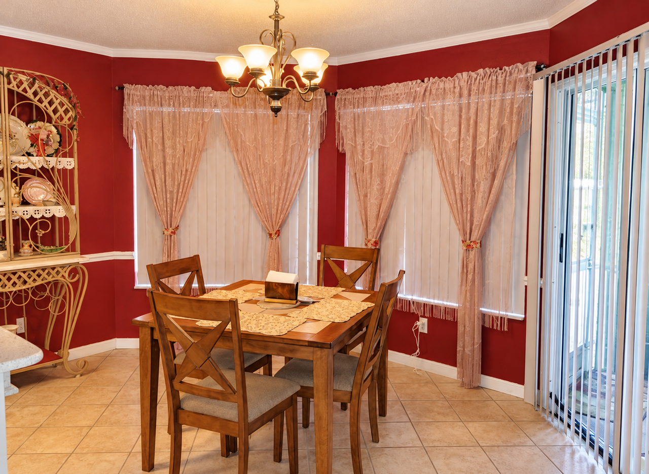 3026 Lackland Ave - Photo 7 of 14