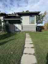 16A Arlington Pl Se - Photo 1 of 1