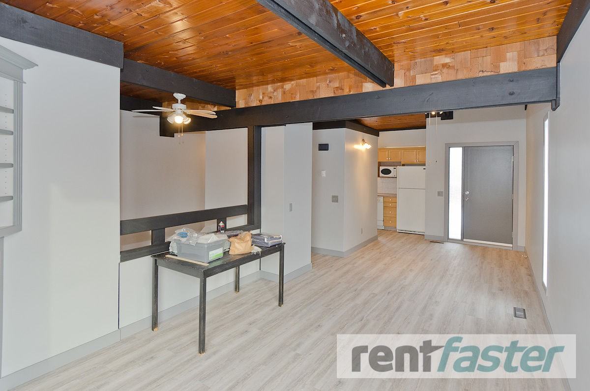16A Arlington Pl Se - Photo 7 of 21