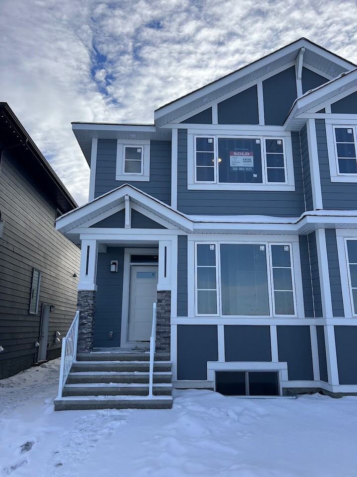 97 Setonvista Gate Se - Photo 2 of 30