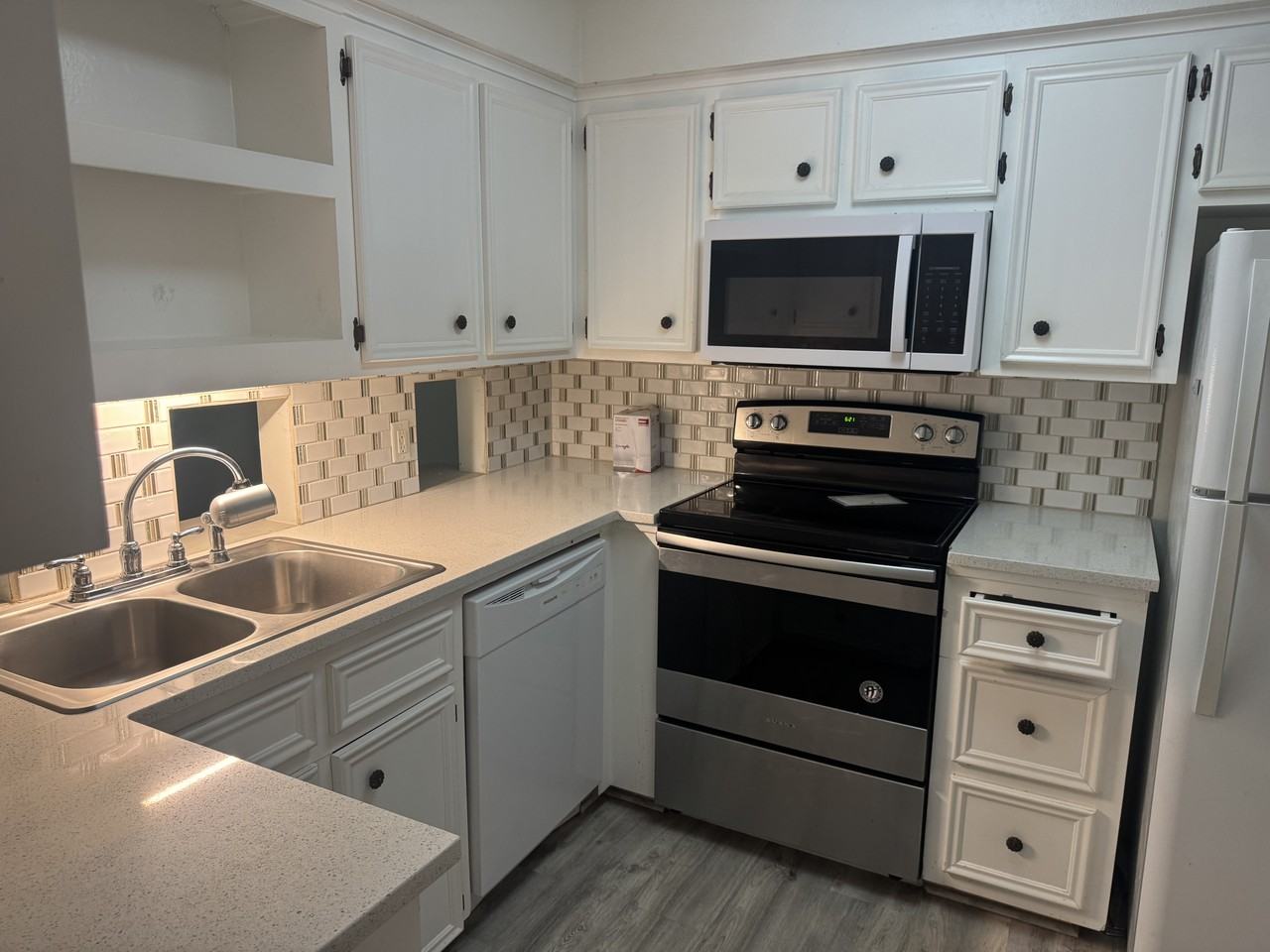 2230 Crosstimbers St #NA - Photo 3 of 18