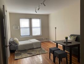 339 W Howard St #206 - Photo 1 of 1