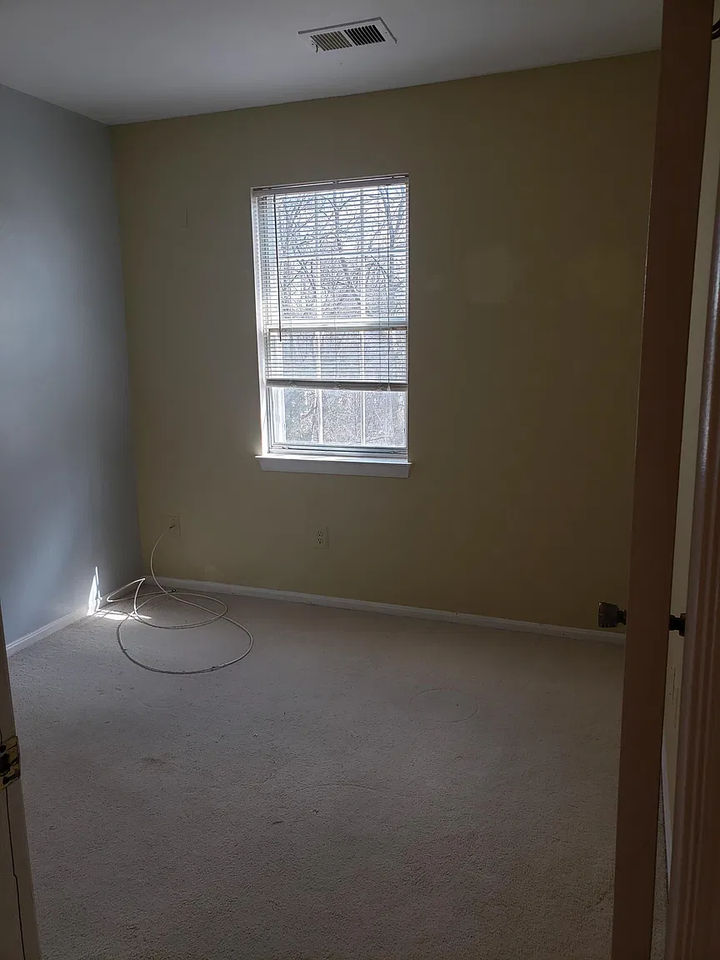 5737 Heritage Hill Ct #1 - Photo 6 of 10