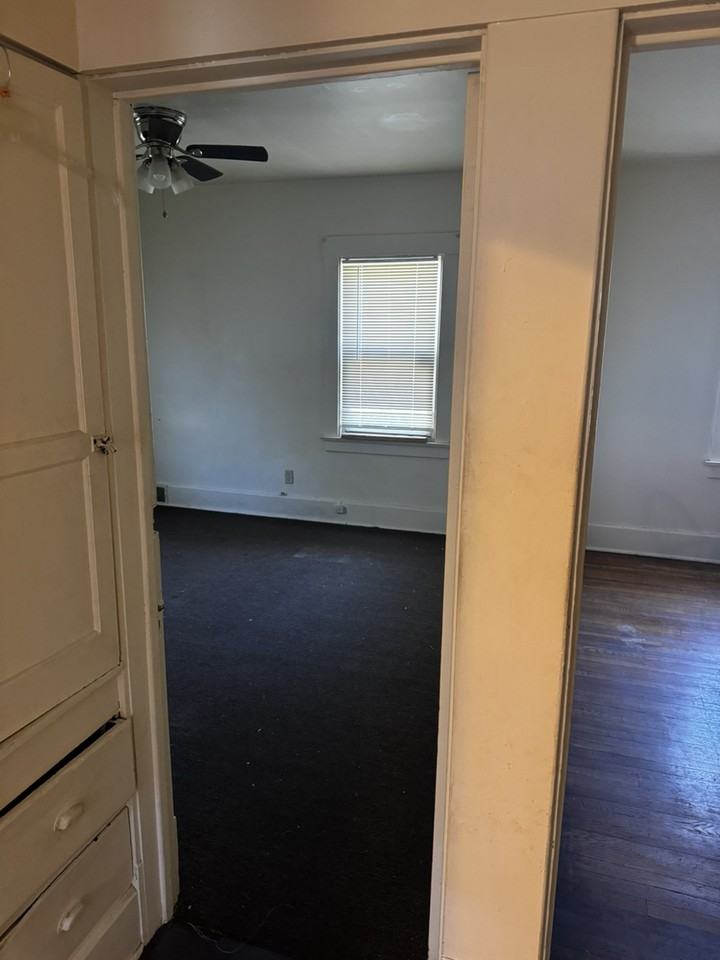 Kenmore Ave & Glenwood Ave - Photo 4 of 12