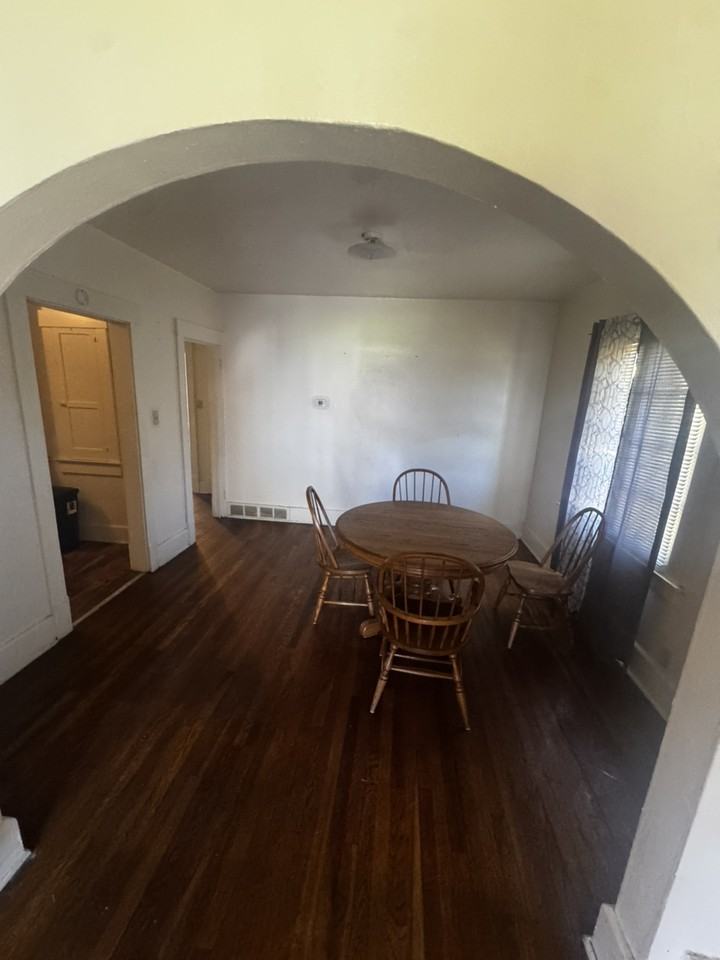 Kenmore Ave & Glenwood Ave - Photo 5 of 12