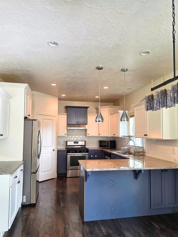 248 E 8265 S #1 - Photo 3 of 31