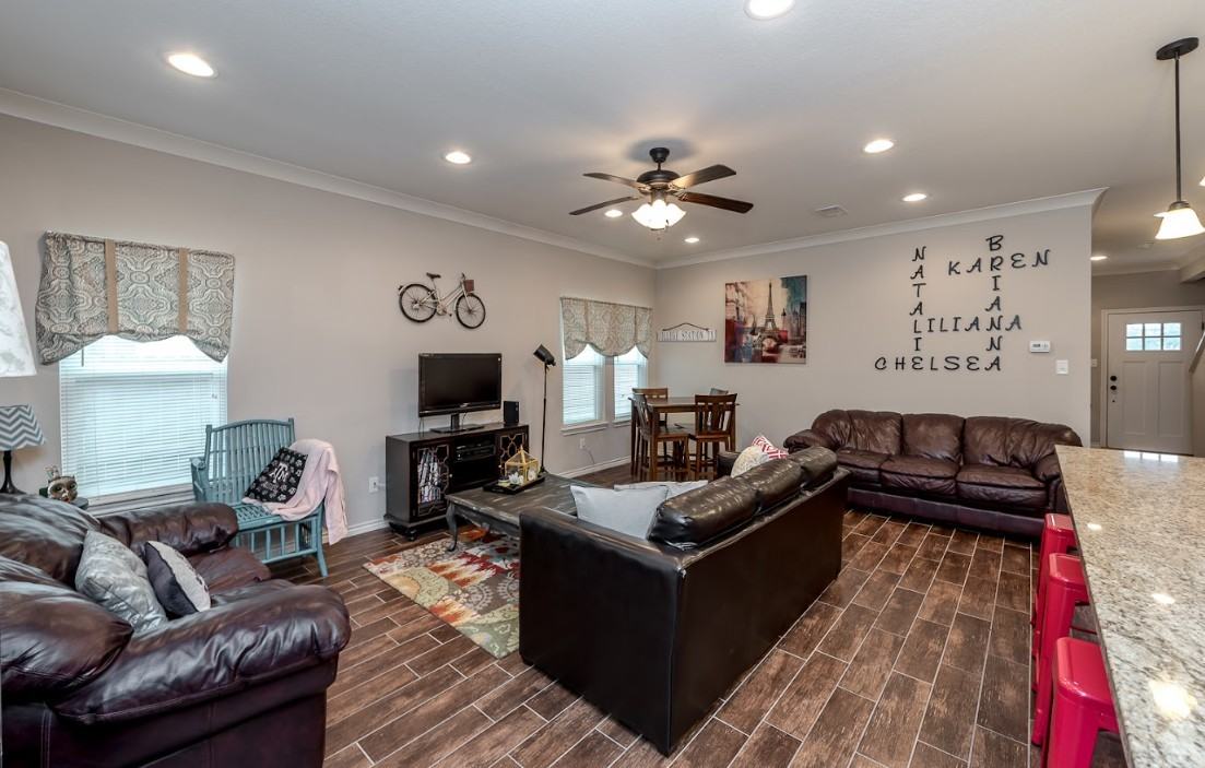 1117 Oney Hervey Dr #1 - Photo 6 of 22