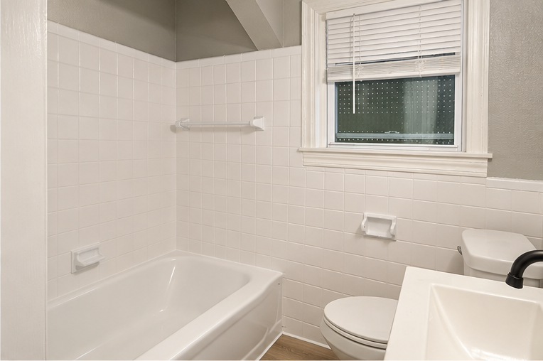 20315 Biltmore St #1 - Photo 3 of 15