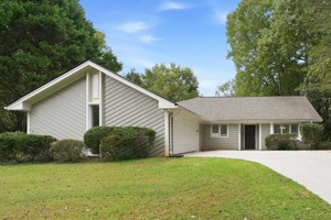 featured image of 4392 Hardwood Cir Sw