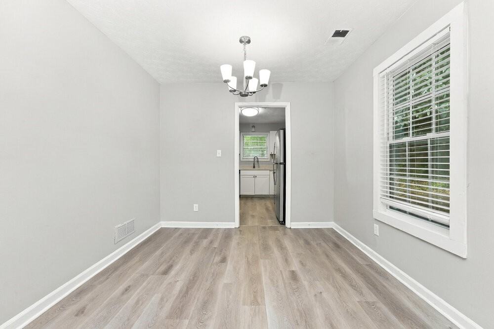 4392 Hardwood Cir Sw - Photo 6 of 16