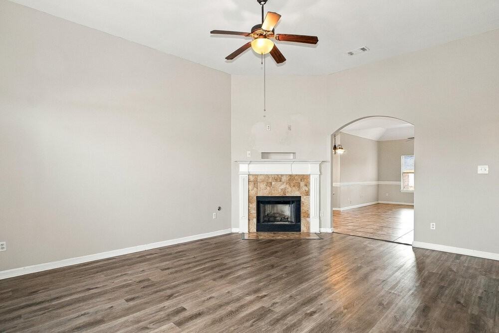110 Birch Springs Dr - Photo 4 of 17