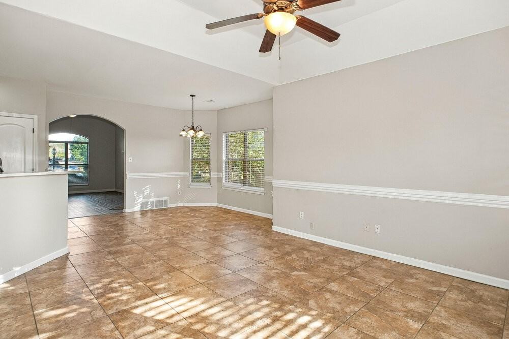 110 Birch Springs Dr - Photo 6 of 17