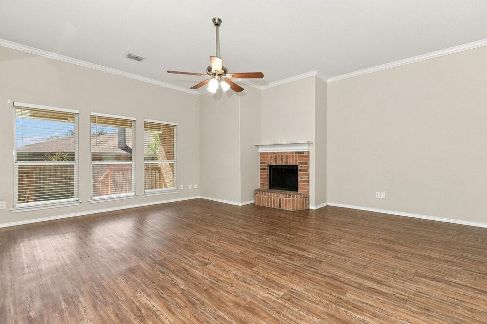 7406 Horizon Pt - Photo 5 of 16