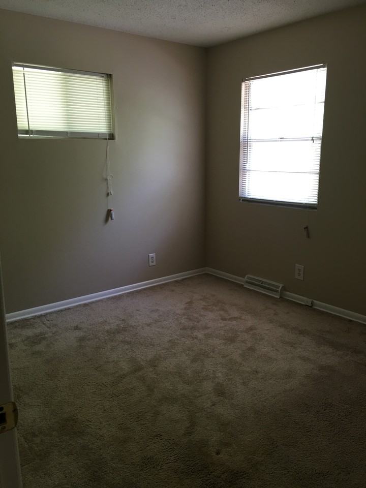 6003 East Richards Drive - Photo 2 of 7