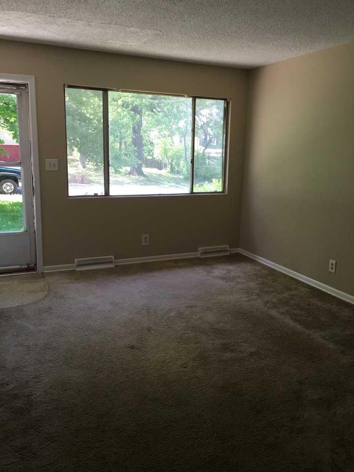 6003 East Richards Drive - Photo 4 of 7