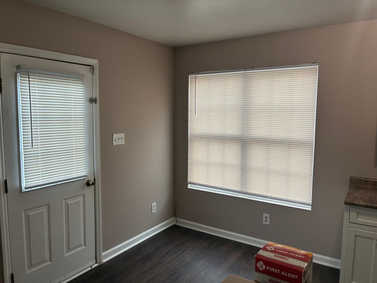 4337 Haverty Dr - Photo 6 of 33