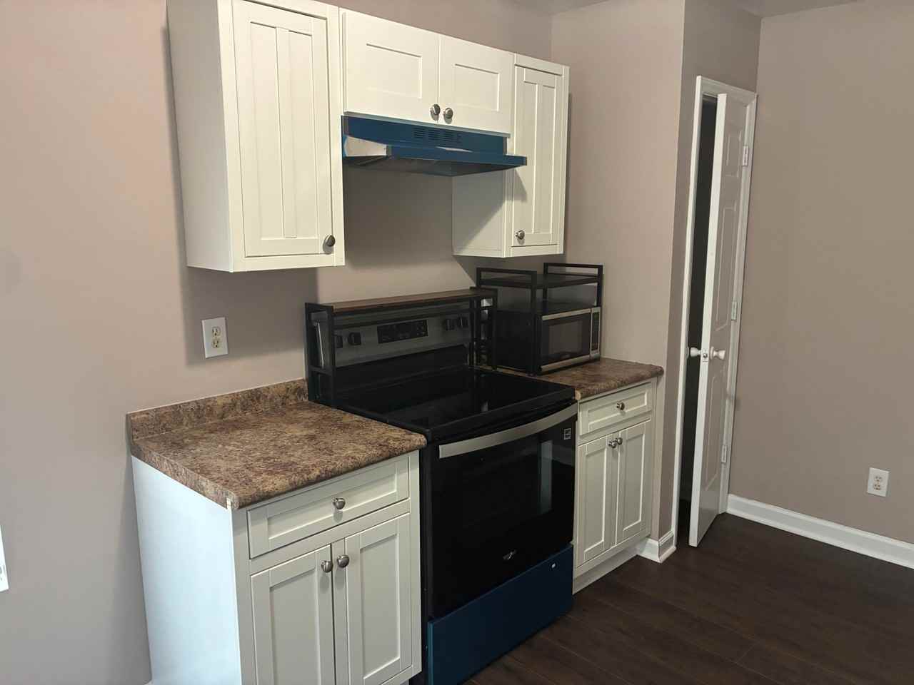 4337 Haverty Dr - Photo 7 of 33