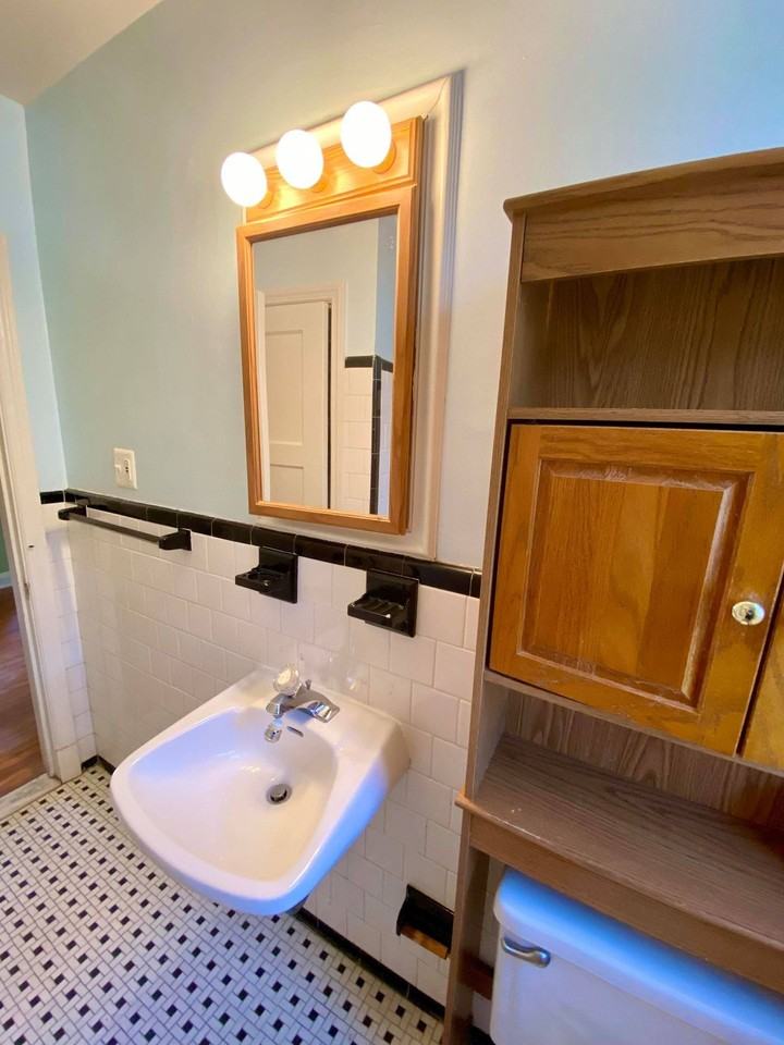 Townhome for rent in Lake Walker - Photo 6 of 11