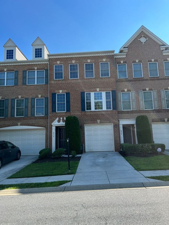 8318 Berry Pl - Photo 2 of 5