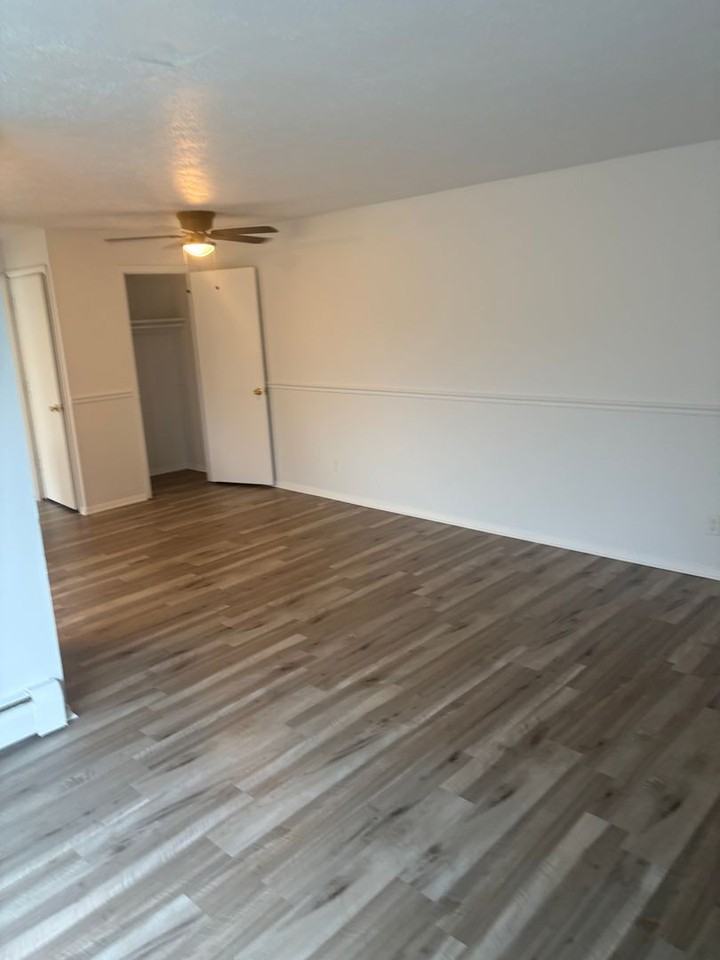 1 Main St #B11 - Photo 2 of 8