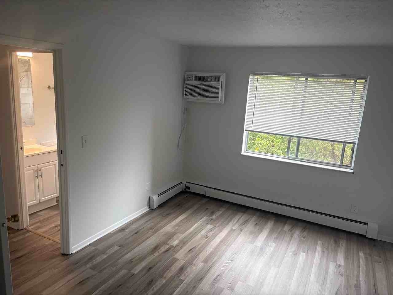 1 Main St #B11 - Photo 7 of 8