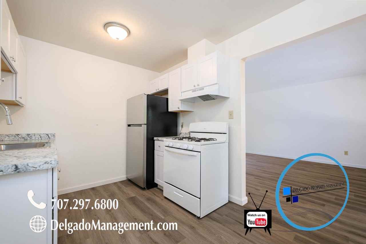 443 E O St - Photo 7 of 16