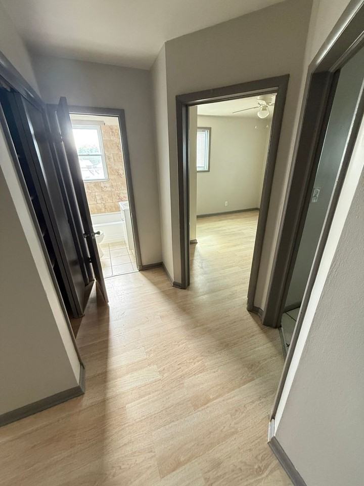 3407 Frankford Ave - Photo 2 of 9
