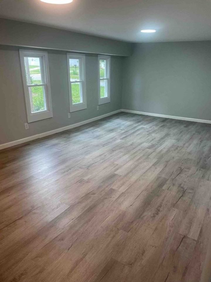 122 Atwood Pl - Photo 2 of 9