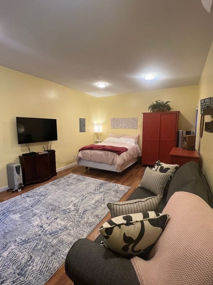 1507 Se Boise St - Photo 4 of 11