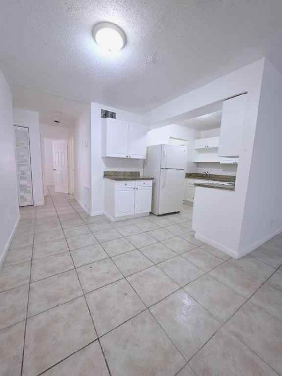 5631 Nw 27th Ct - Photo 3 of 9