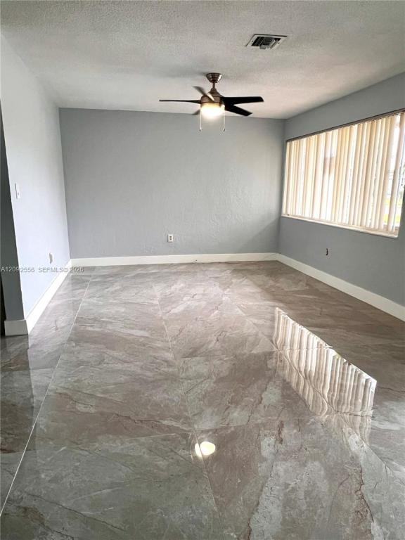 6660 Nw 25th St ##0 - Photo 4 of 10