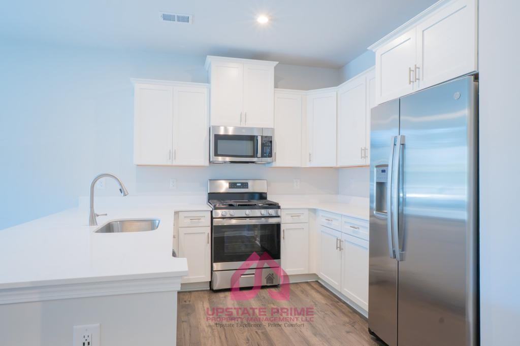 105 Timber Falls Dr - Photo 6 of 30