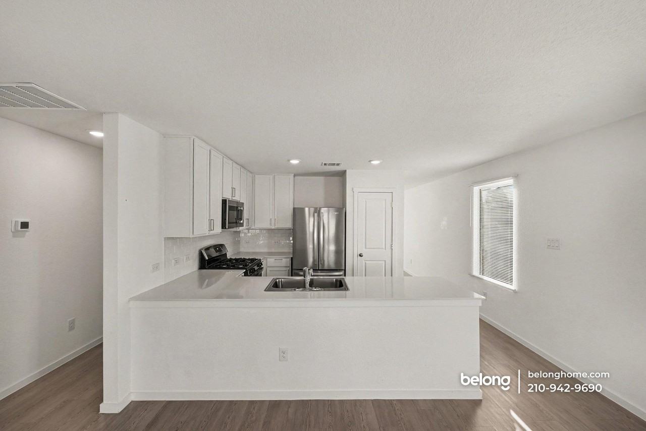 286 Tahoe Ave - Photo 5 of 21